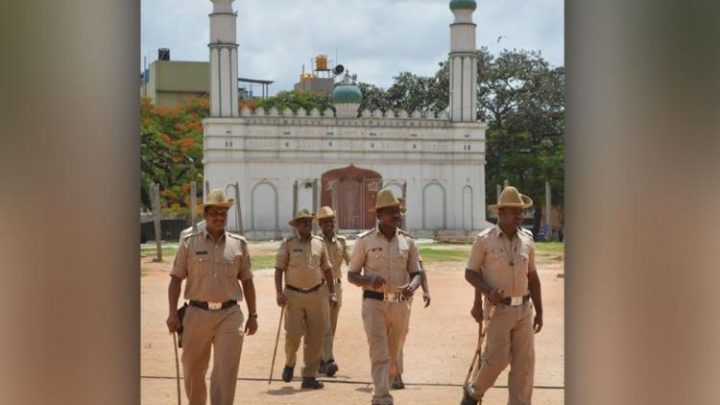 HINDUTVA LEADER THREATENS TO DEMOLISH EIDGAH TOWER | TENSION OVER BENGALURU IDGAH MAIDAN INTENSIFIES