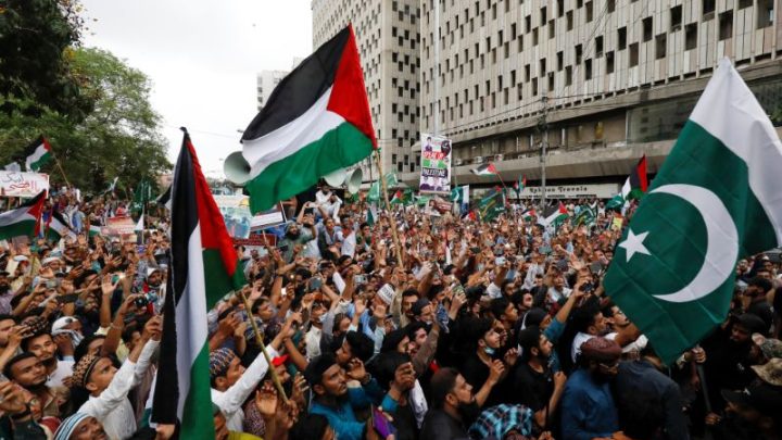 Pakistani nation stands with the Palestinians