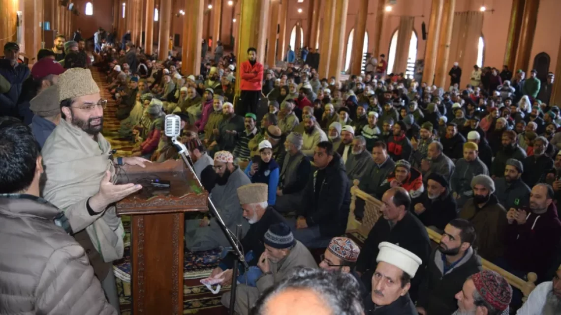 Mirwaiz Advocates for Resolving the Kashmir Issue through Dialogue and the Release of Prisoners
