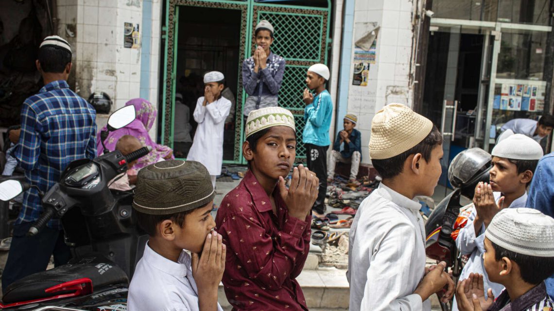 Indian-RSS Ideology: Ban on Eid Prayers at Shahi Eidgah in Delhi