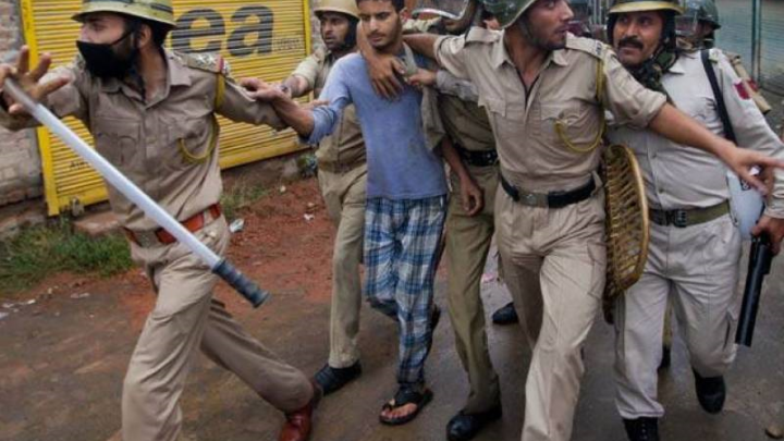 Indian troops arrest four youth in IIOJK