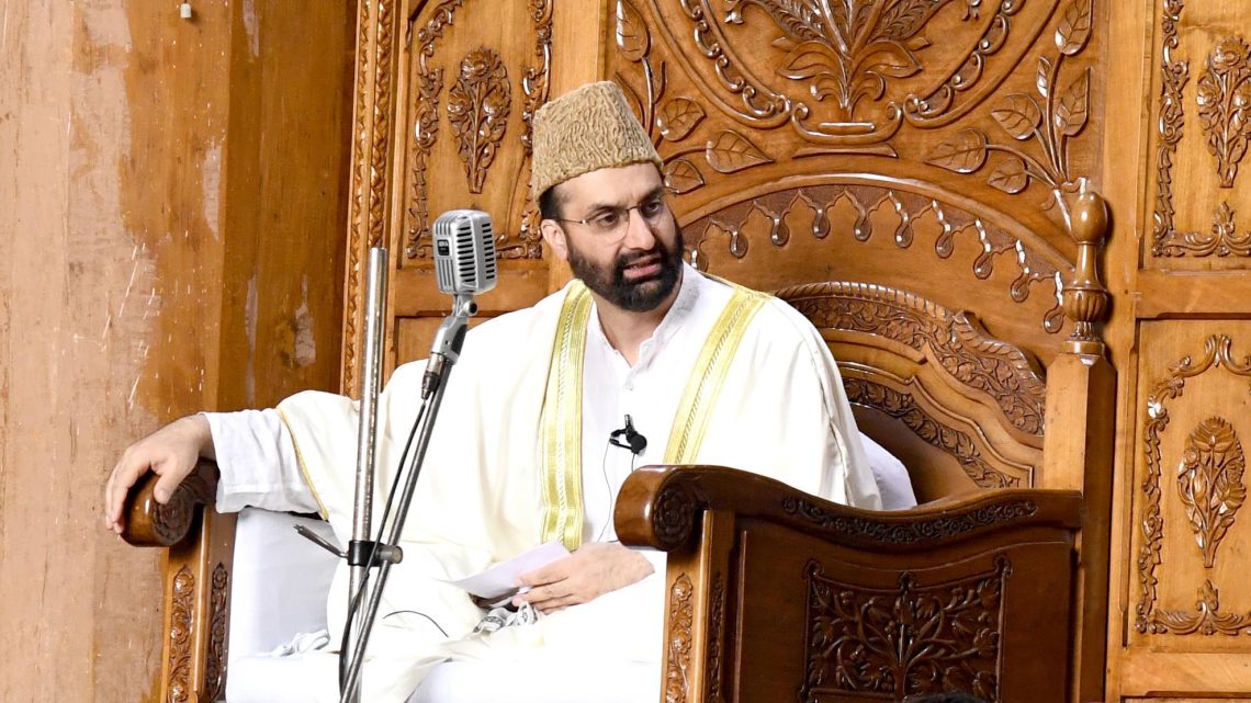 Mirwaiz Umar Farooq Expresses Grief Over the Loss of Prominent Srinagar Figures
