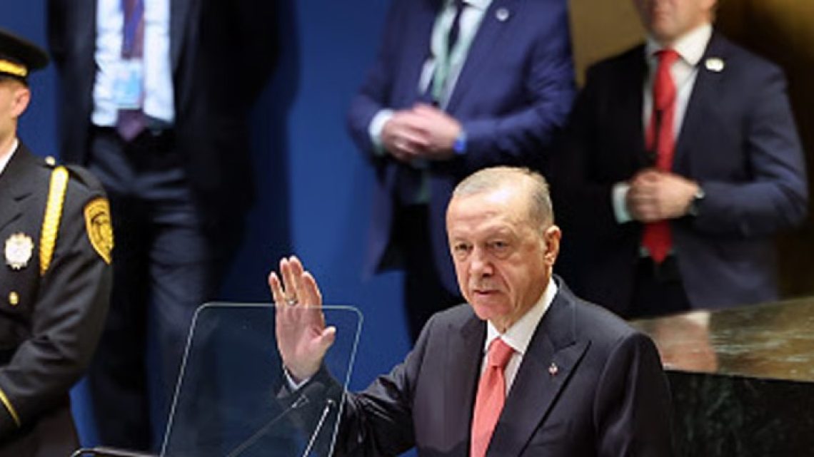 APHC welcomes Tayyip Erdogan for raising Kashmir issue at UN