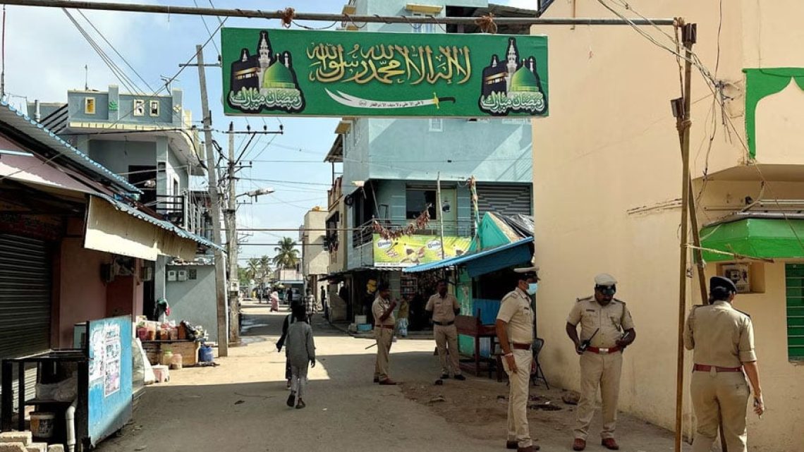 “Pakistan Zindabad” Slogans at Karnataka Eid Milad Signal Muslim Anger As Hate Politics Spreads In India