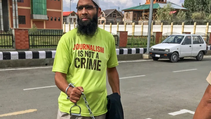 Indian Authorities Seize Kashmiri Properties in Poonch and Target Activist Rafiq Nai Sultan in Srinagar, Exposing a Coordinated Crackdown in IIOJK