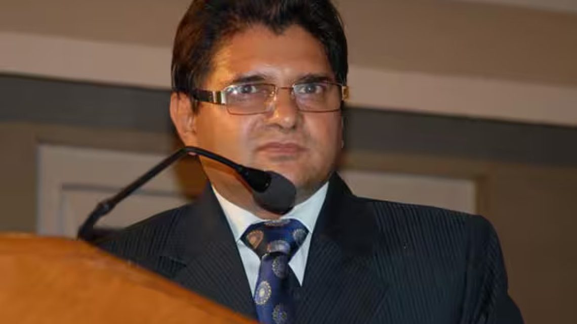 Retired IAS Sanjay Dixit’s Open Extremist Hindutva Call For The Brutal Slaughter of Muslims on Eid