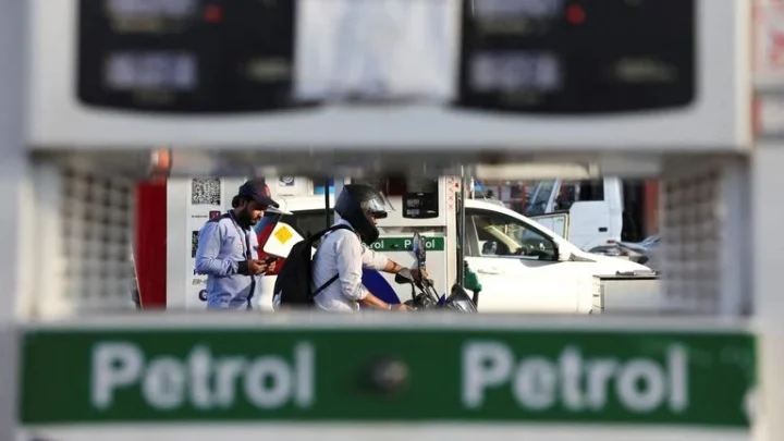 Oxford Economics Forecasts Rising India Inflation Above RBI Predictions From Global Fuel Price Surges