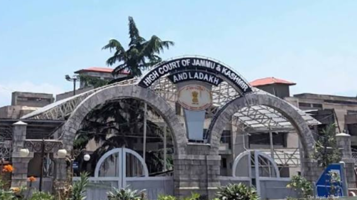 High Court Ruling Allows Indian Authorities To Dismiss Kashmiri Employees Without Any Inquiry In IIOJK
