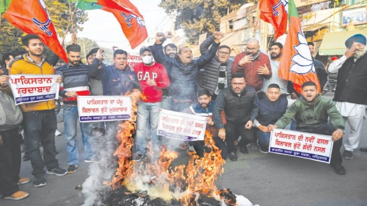 State Terror In Gujarat As BJP Regime Destroys 100 Muslim Houses With Zero Legal Accountability