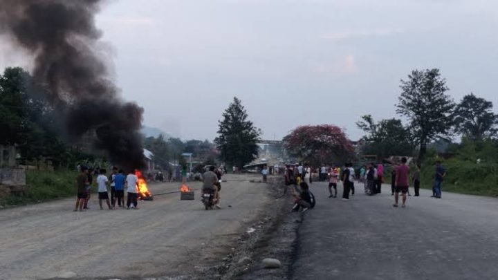 Three People Injured as Kuki Protesters and Indian Forces Clash Over Imphal-Jiribam Highway Shutdown in Manipur