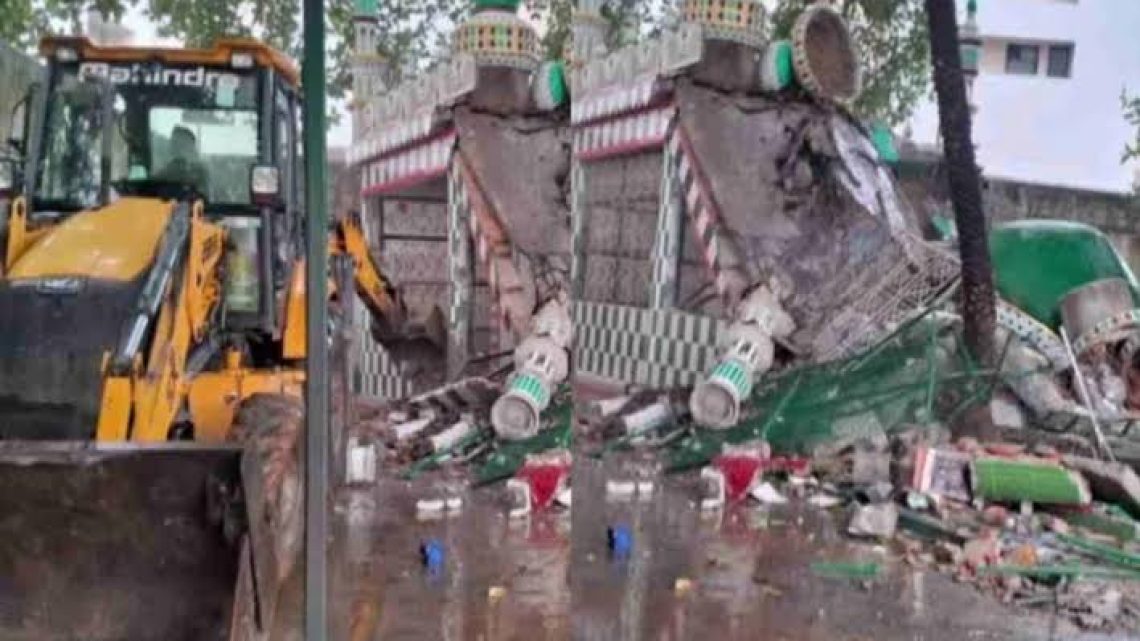Indian Fascist Regime Demolish Decades-Old Muslim Shrine In Uttar Pradesh