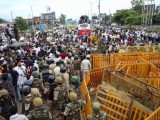 2000 Farmers March On Bhopal To Demand Full Support Prices And Fertilizer Supplies