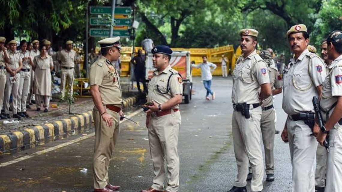 Crushing State-Sanctioned Dissent: Delhi Police Blocks AIMPLB Jantar Mantar Protest