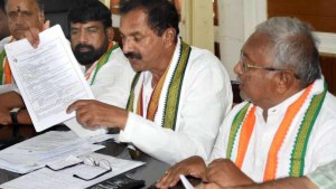 BJP Booth Agent Caught Submitting Form 7 Applications to Delete Muslim Names From Voter Rolls in Hyderabad