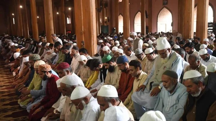 IIOJK Waqf Sermon Control Exposes State Religious Interference