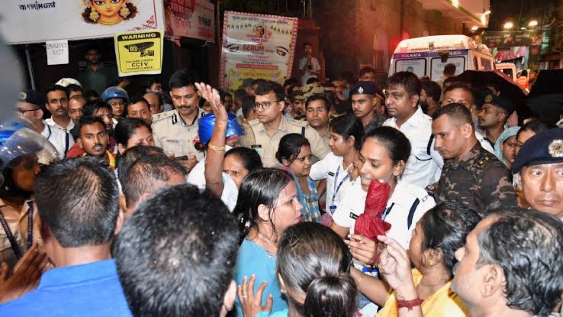 Kolkata Durga Puja Stampede Kills 17 Devotees Due to Severe Police Negligence
