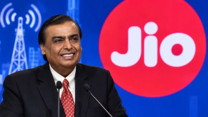 Reliance Jio Launched Massive 3.2 Billion Dollar IPO Amid Starlink Market Dispute